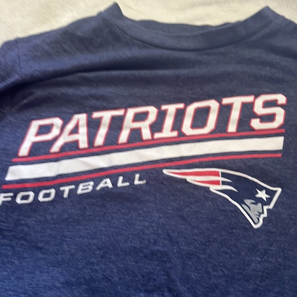 New England Patriots size 8 - Picture 3 of 3